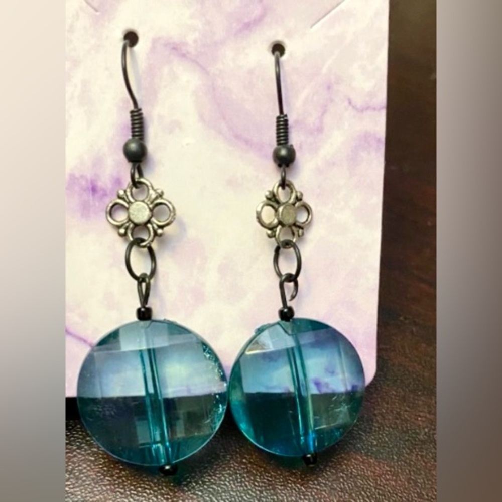 Elegant Blue round Earrings with flower charm